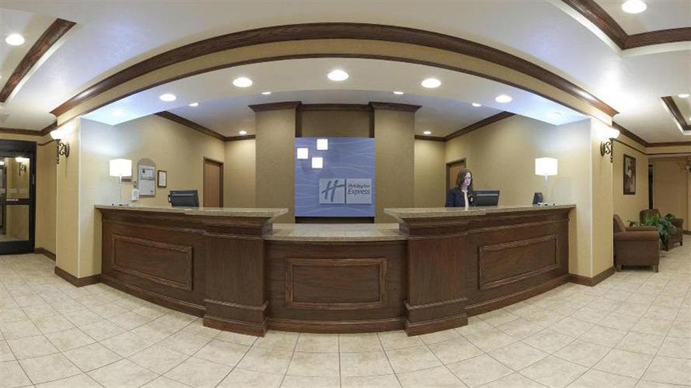 Holiday Inn Express Hotel & Suites Mattoon By Ihg Exterior foto